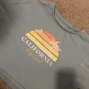 cali oversized tee